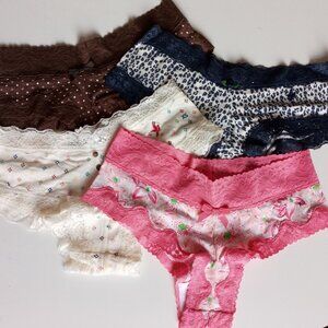 Brand new RARE ladies aerie lace trim panties size XS